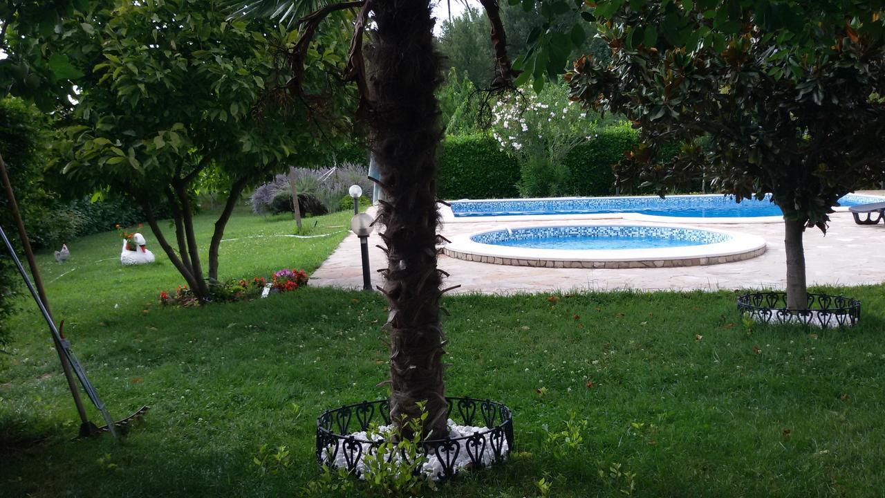 Sunny Apartment With Swimming Pool Stolac Exterior photo